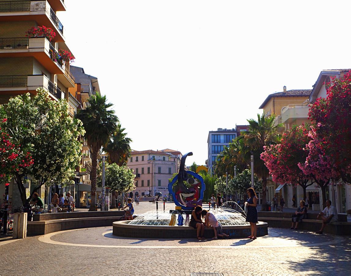 B&B Incanto Sotto Il Mare San Benedetto del Tronto Exterior foto